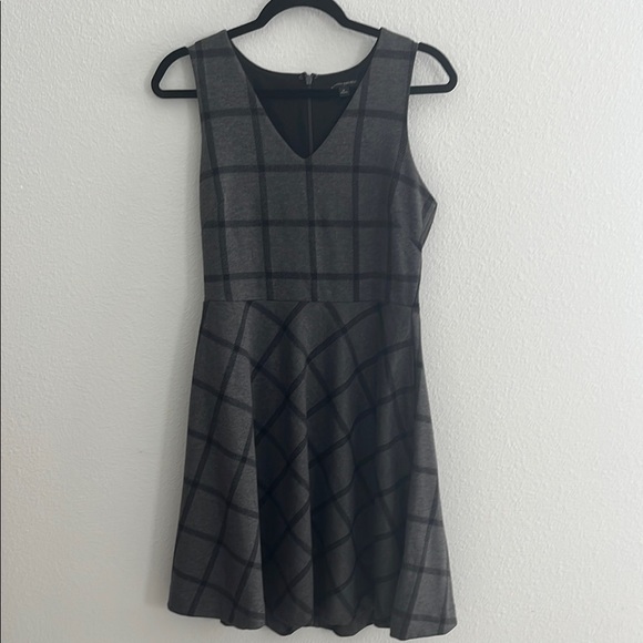 Banana Republic Windowpane Plaid Skater Dress – Size 6 – Preppy Academia Style - Picture 1 of 7